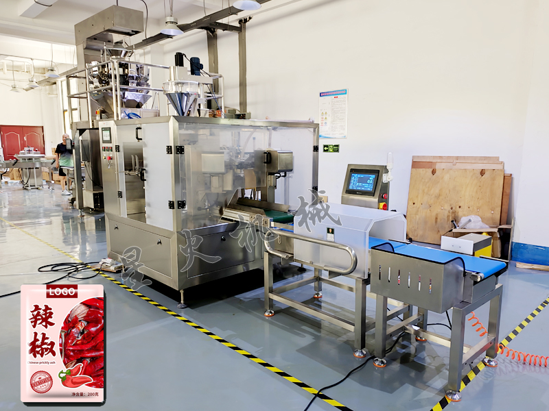 液體調味料包裝到封口隻需一人，江蘇食品包裝機的4大優勢