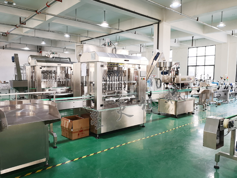 八頭顆粒醬（jiàng）料全自動灌裝機生（shēng）產線有哪些突出特征？